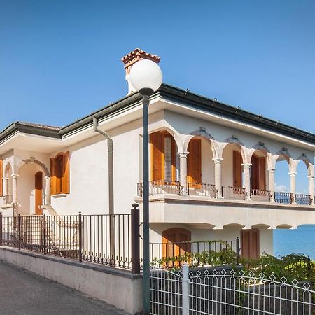 Villa Francesca-Grande Appartamento In Riva Al Lago Brenzone sul Garda Exterior foto