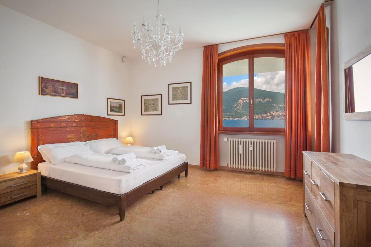 Villa Francesca-Grande Appartamento In Riva Al Lago Brenzone sul Garda Exterior foto